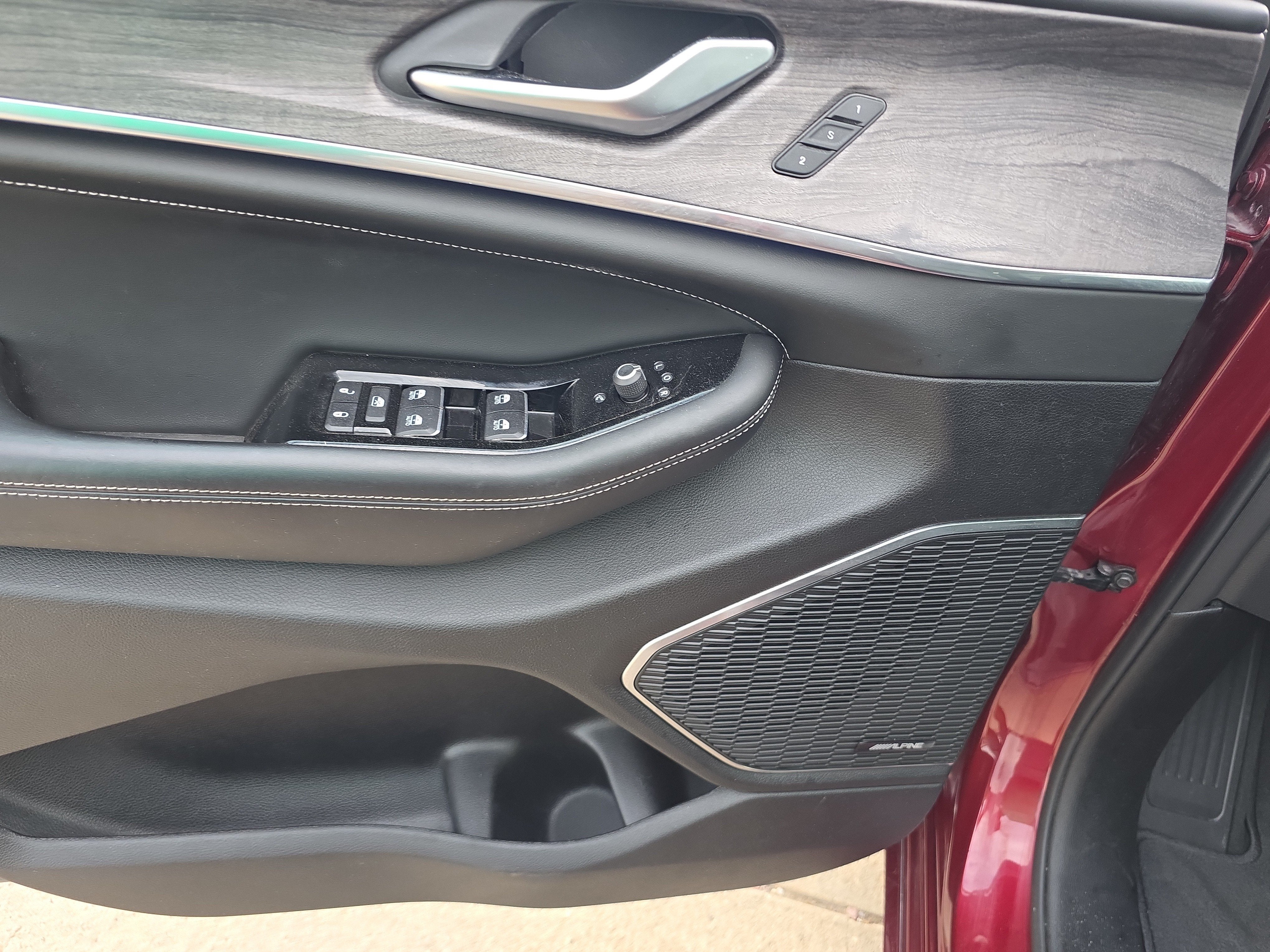 2023 Jeep Grand Cherokee Overland 4x4