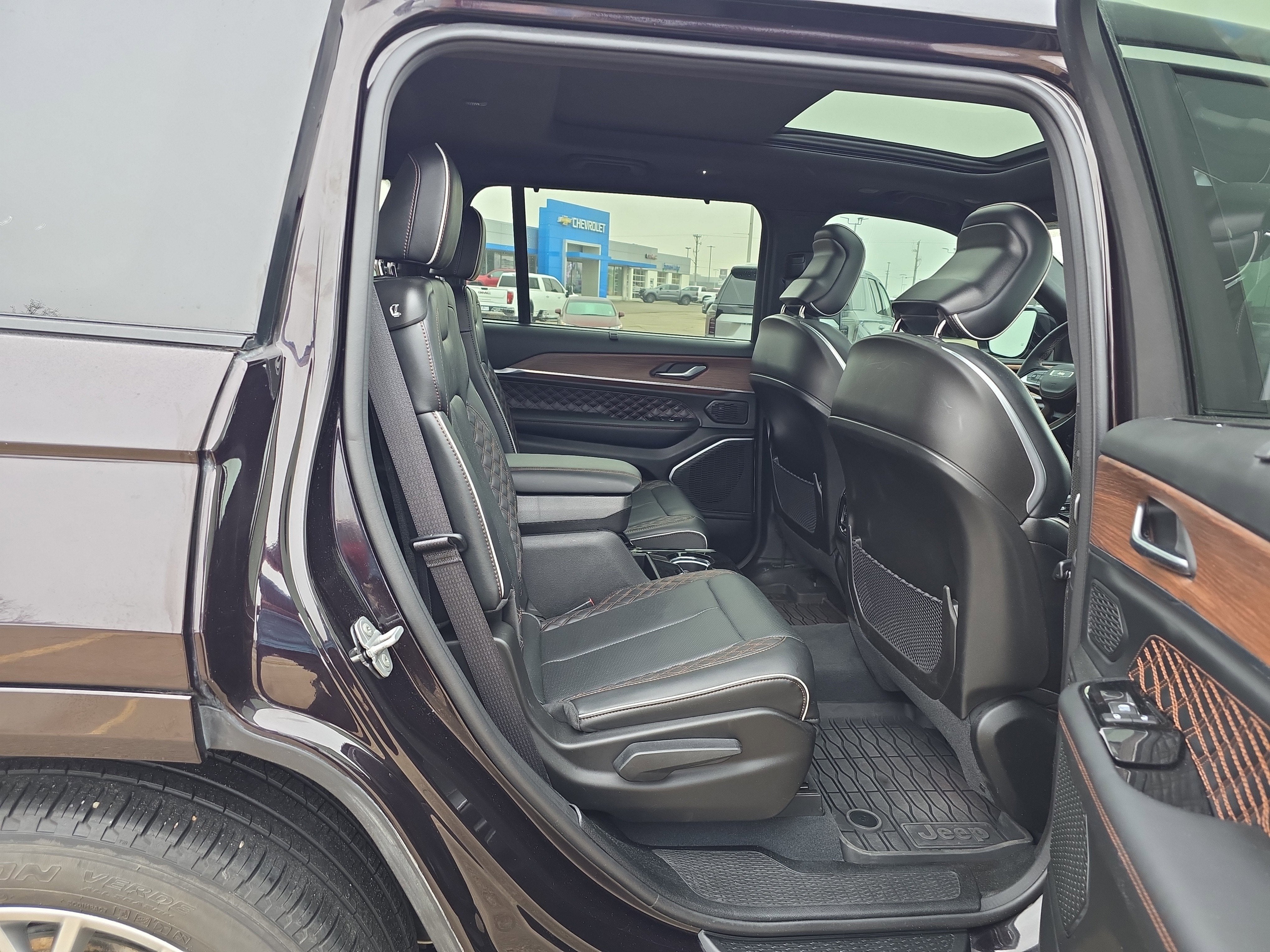 2023 Jeep Grand Cherokee L Summit