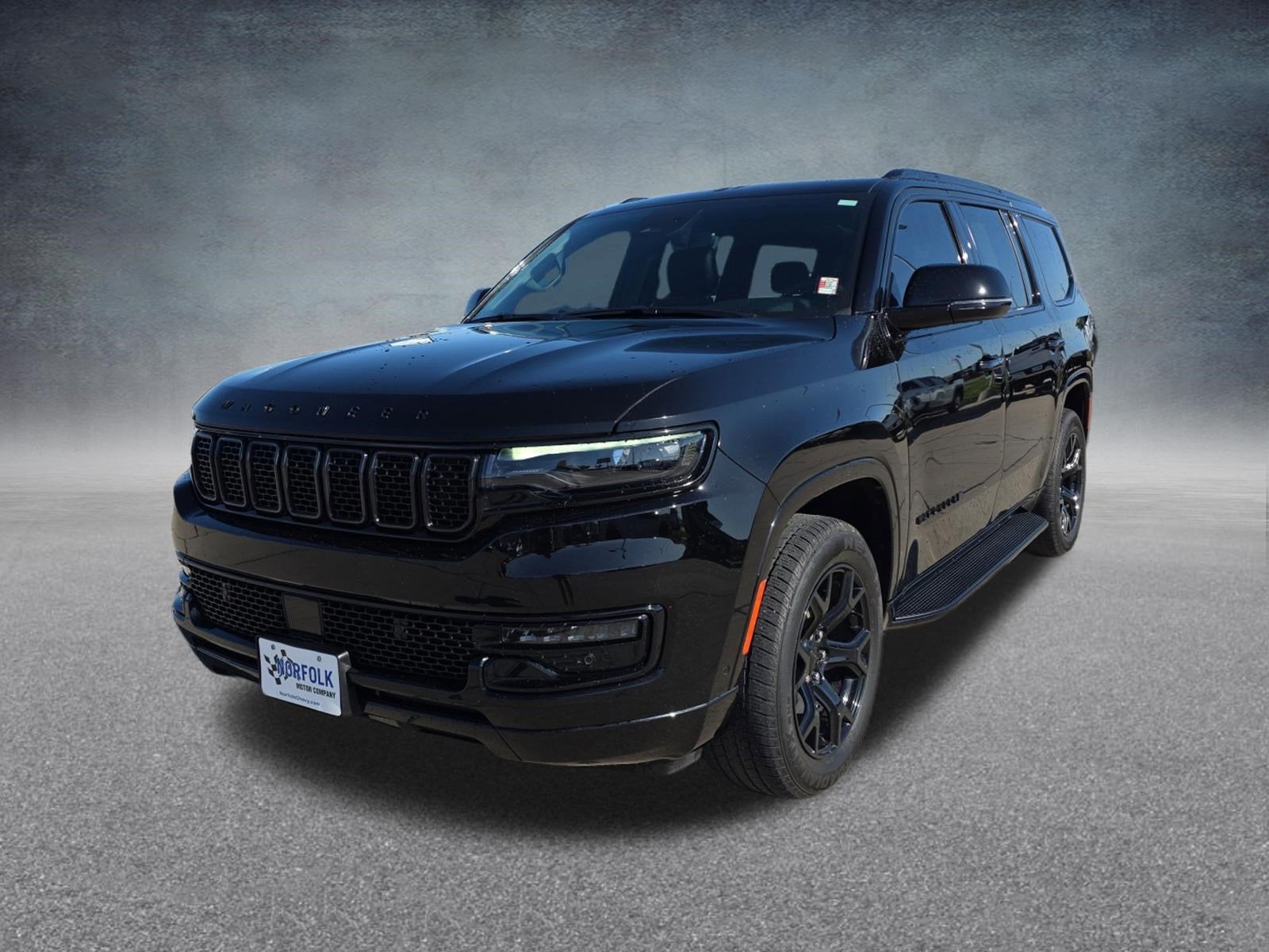 2023 Jeep Wagoneer Series II Carbide 4WD's photo