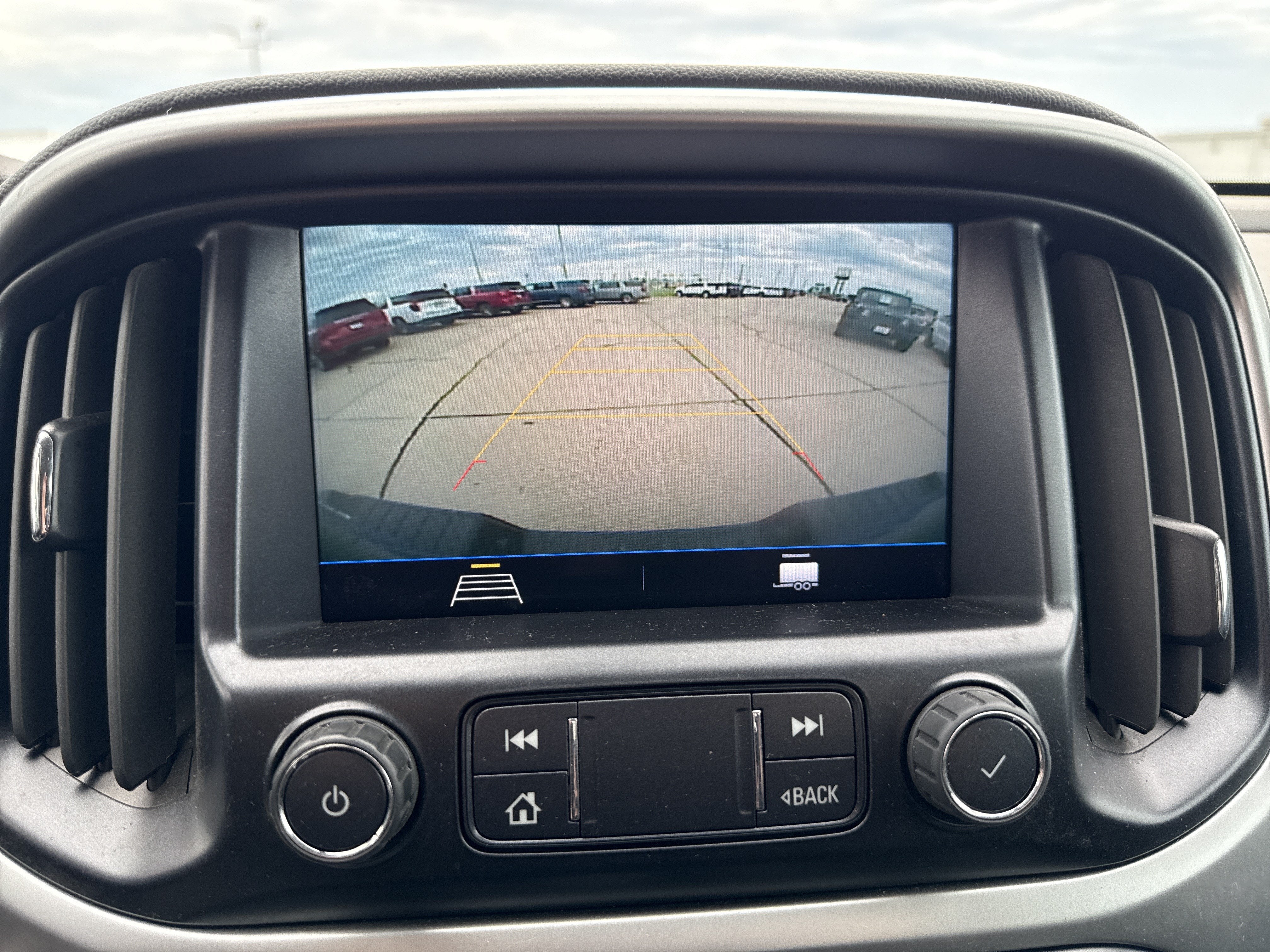 2022 Chevrolet Colorado 2WD LT