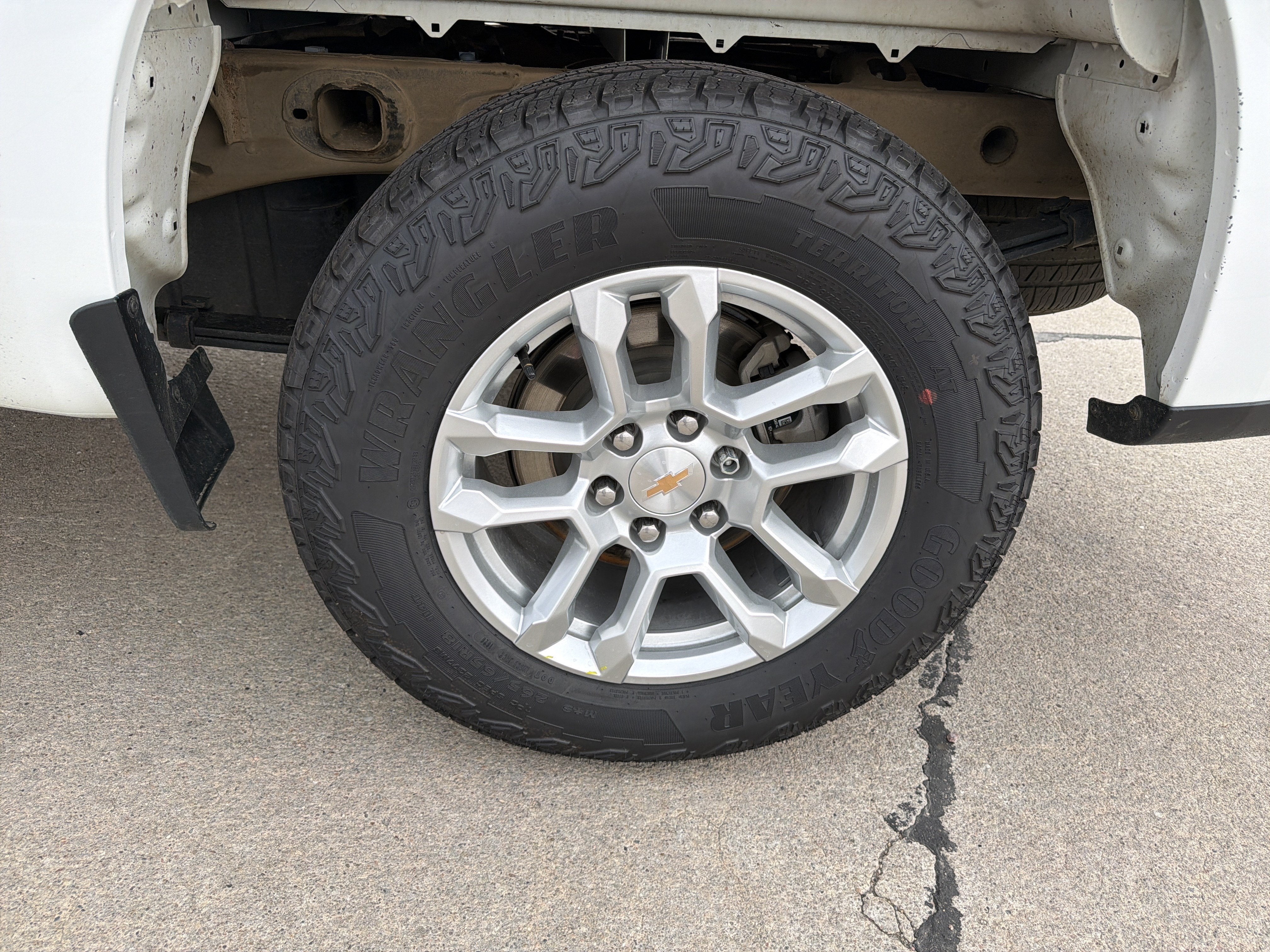 2025 Chevrolet Silverado 1500 LT (2FL)