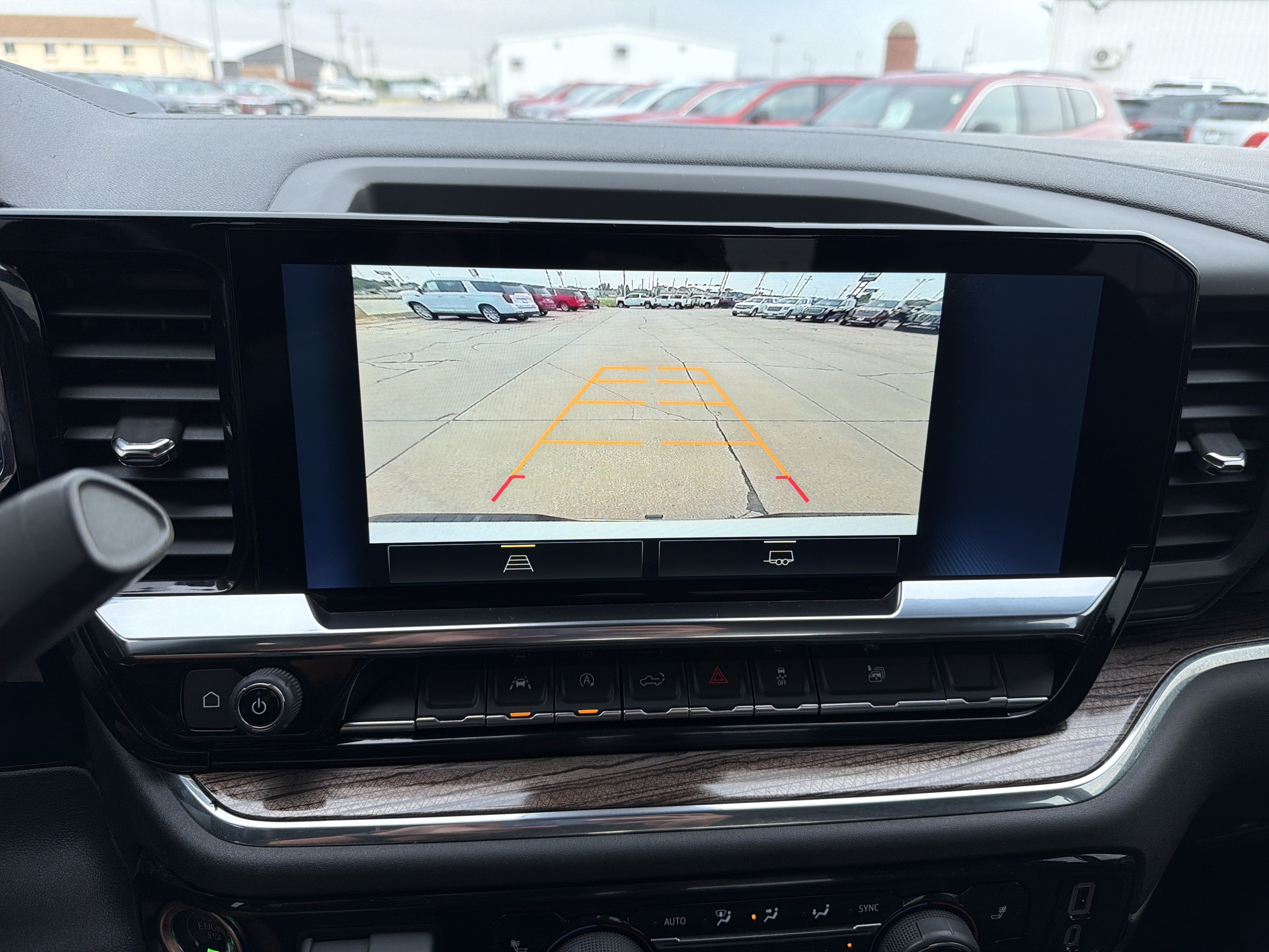 2025 Chevrolet Silverado 1500 LT (2FL)
