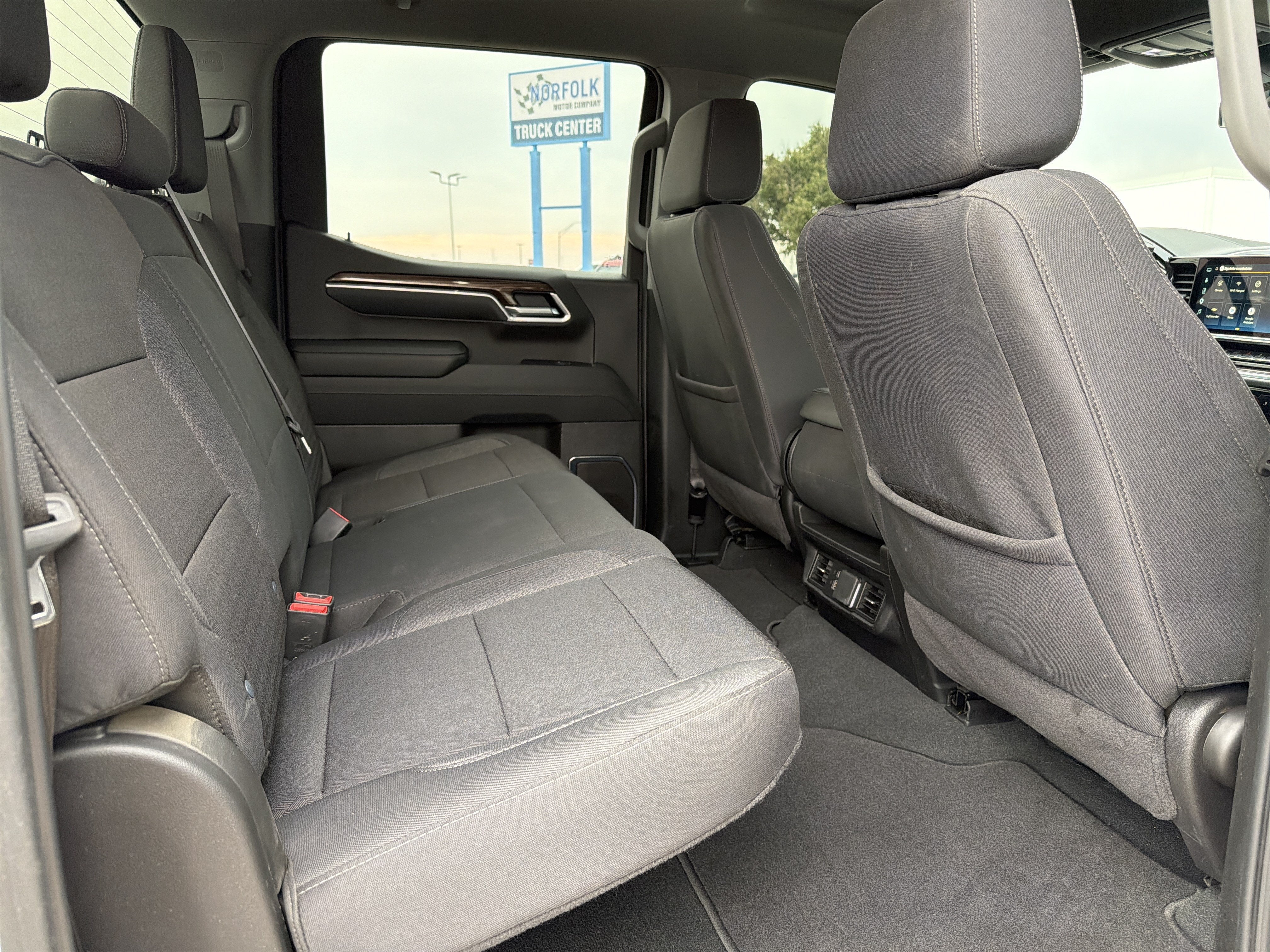 2025 Chevrolet Silverado 1500 LT (2FL)