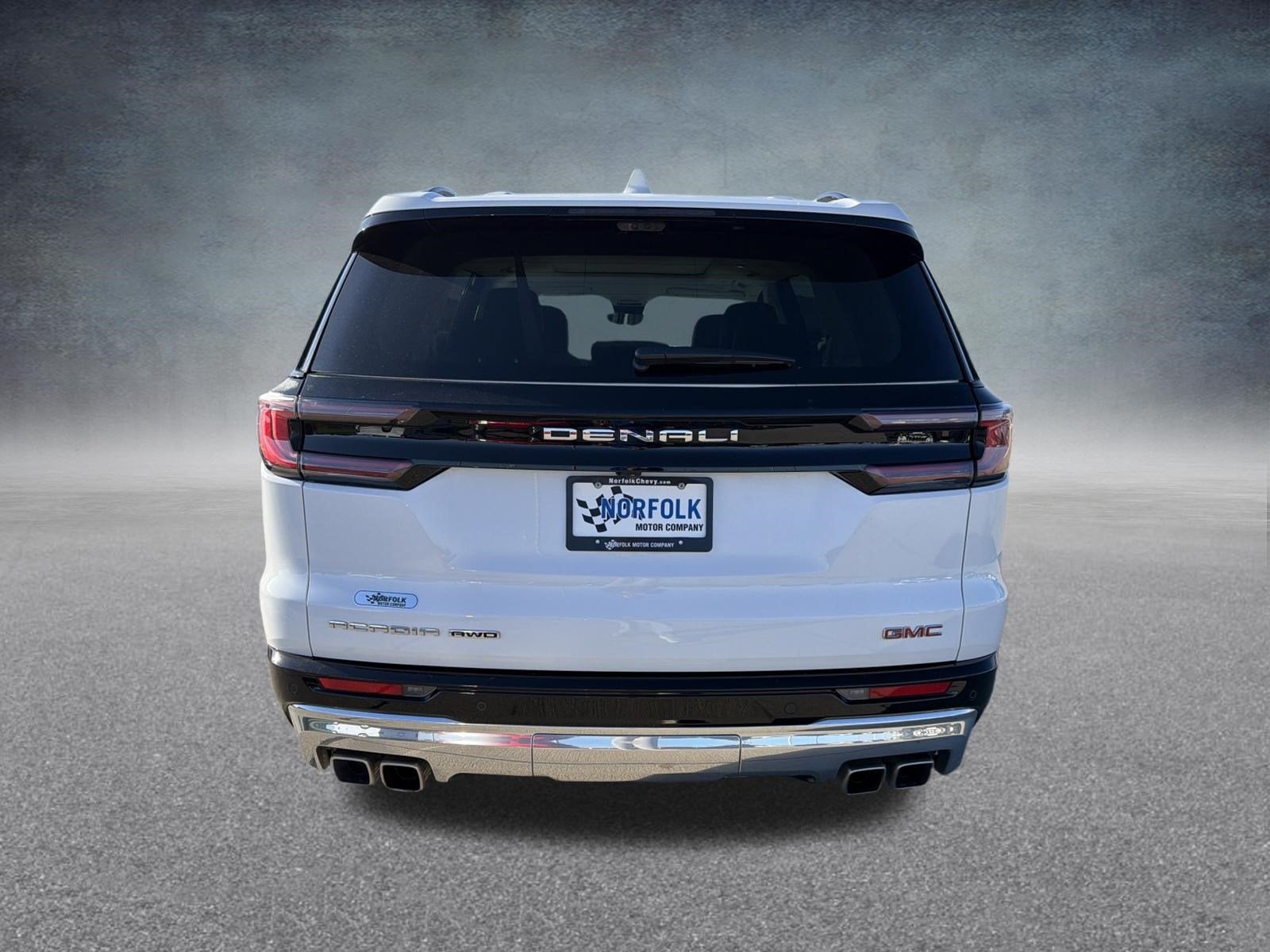 2024 GMC Acadia Denali