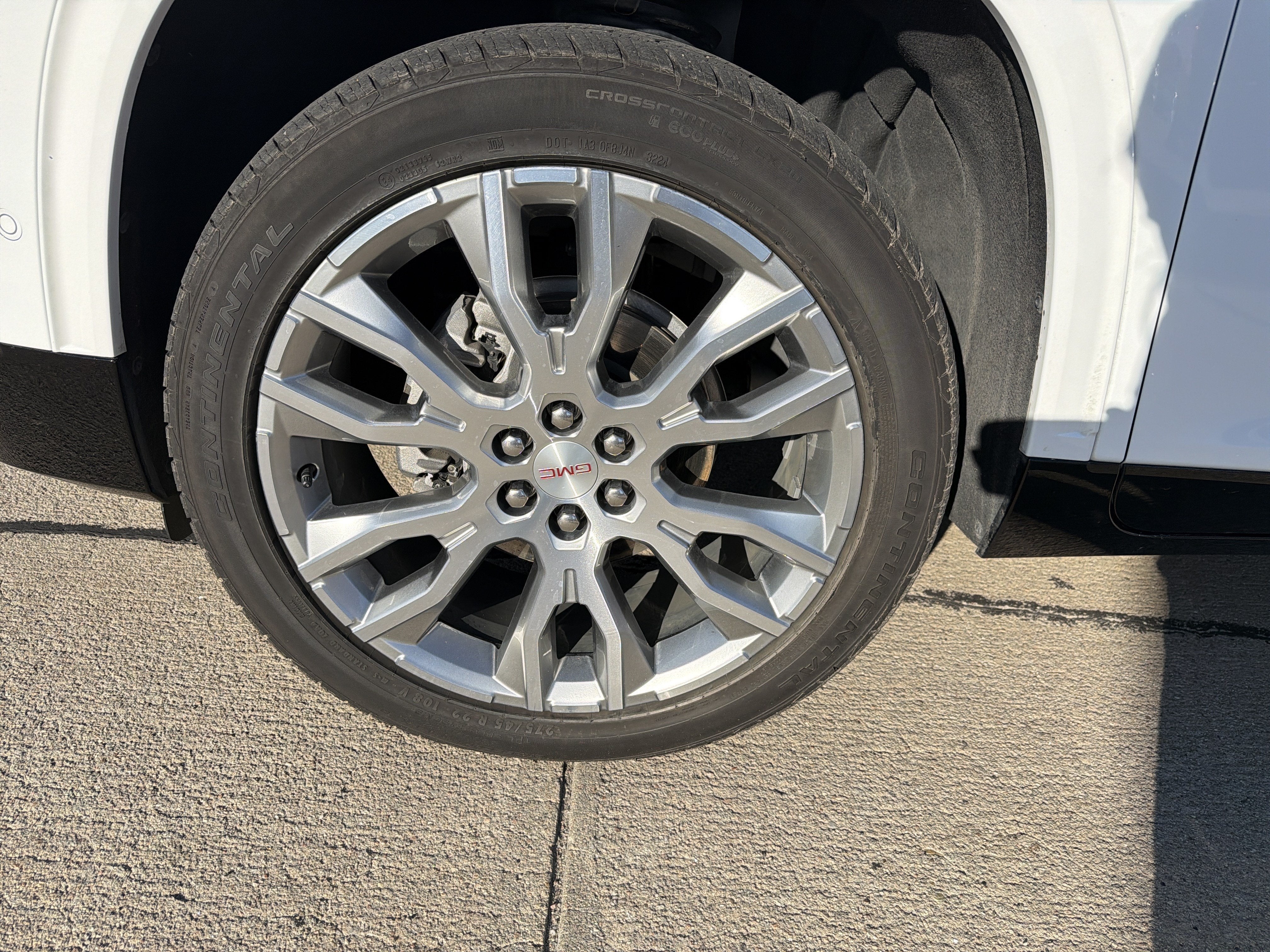 2024 GMC Acadia Denali