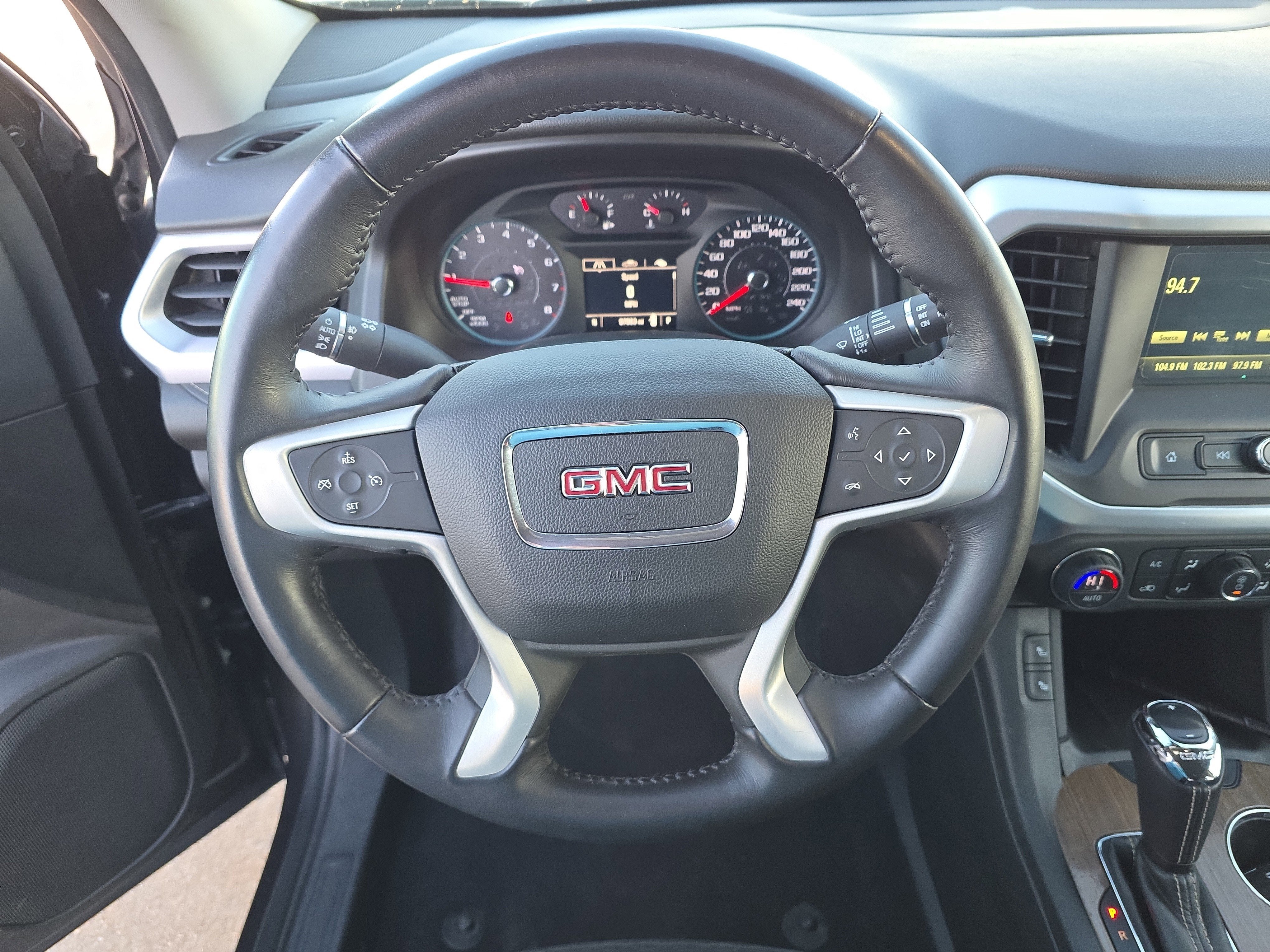 2017 GMC Acadia SLE