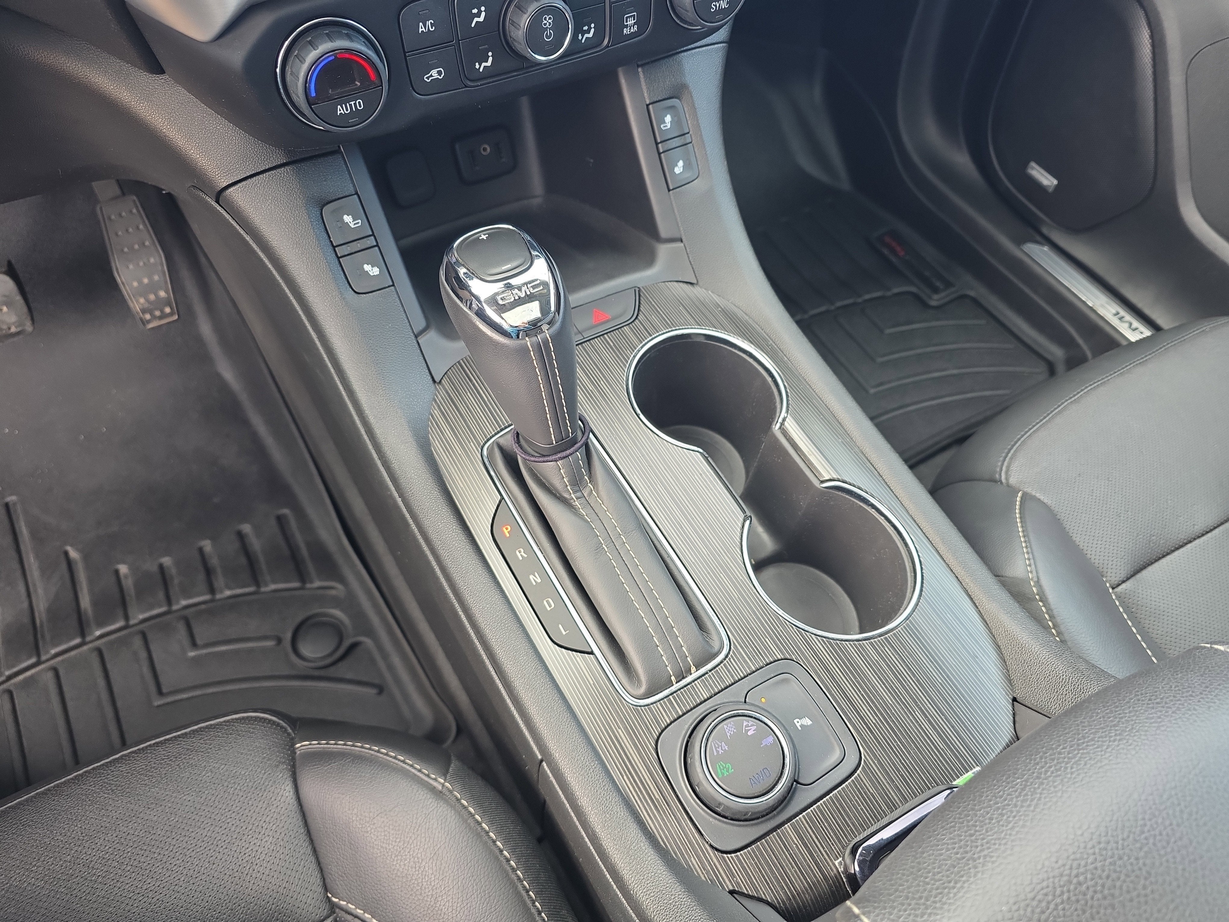 2018 GMC Acadia SLT