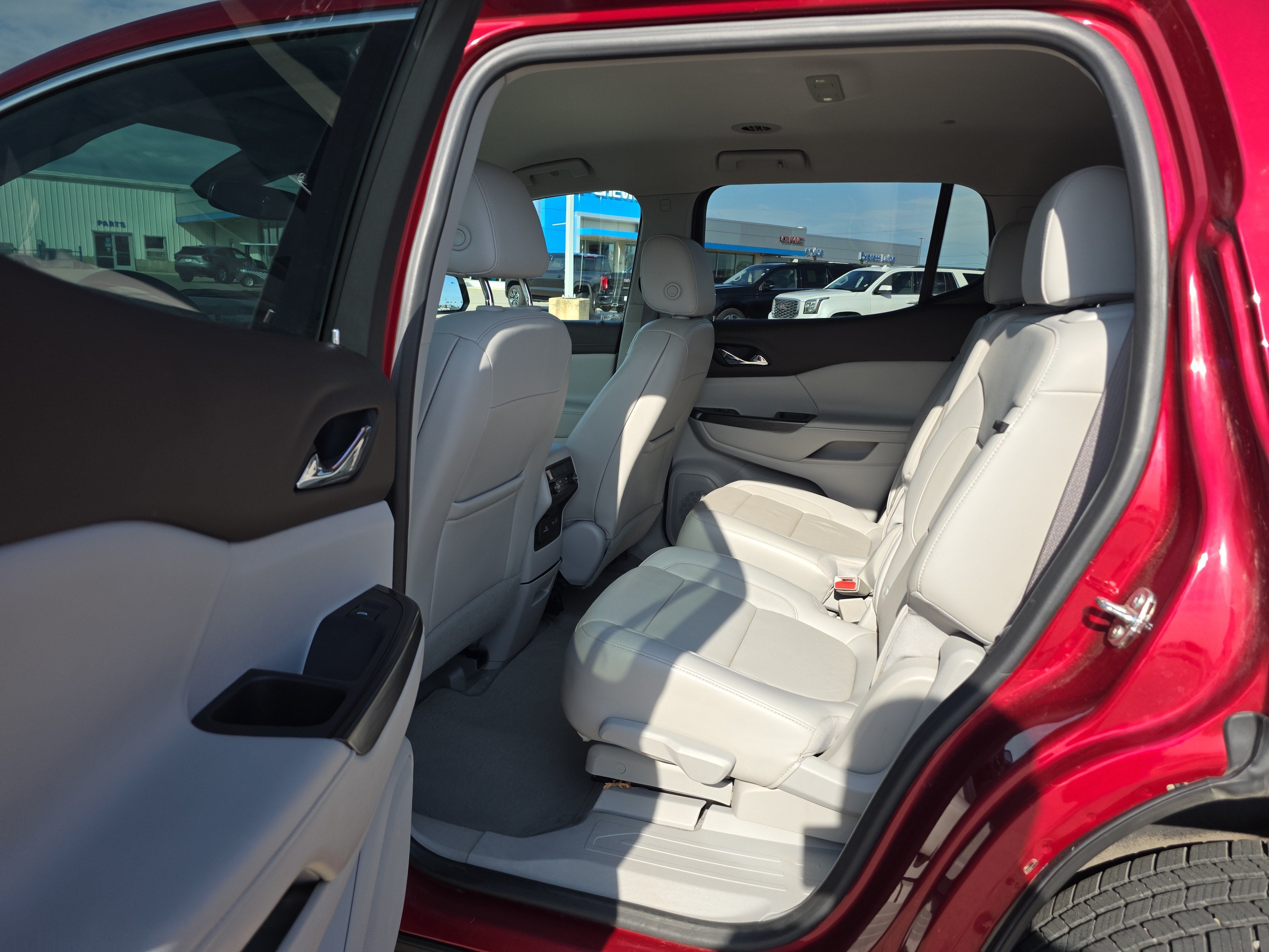 2020 GMC Acadia SLT