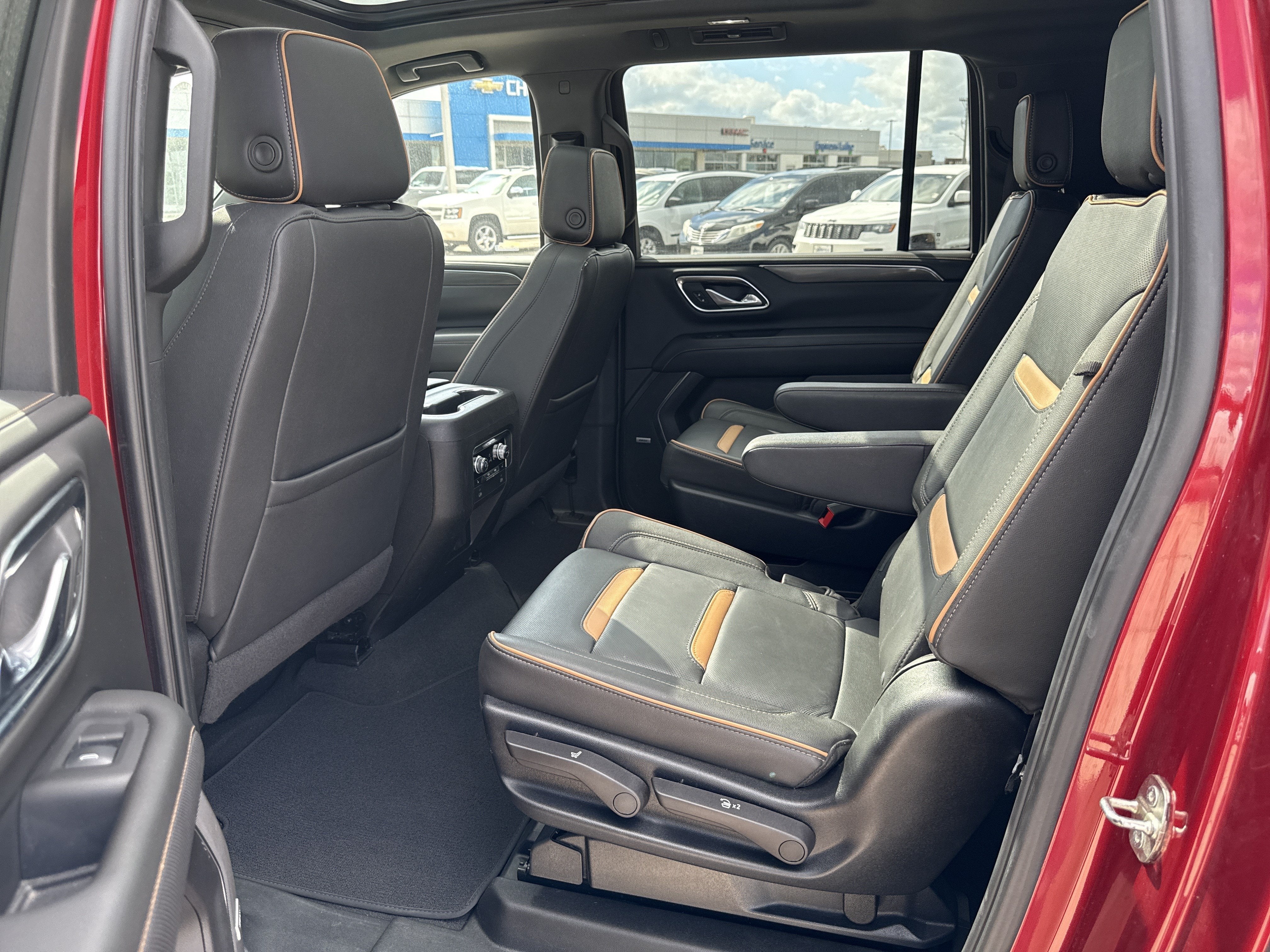 2024 GMC Yukon XL AT4