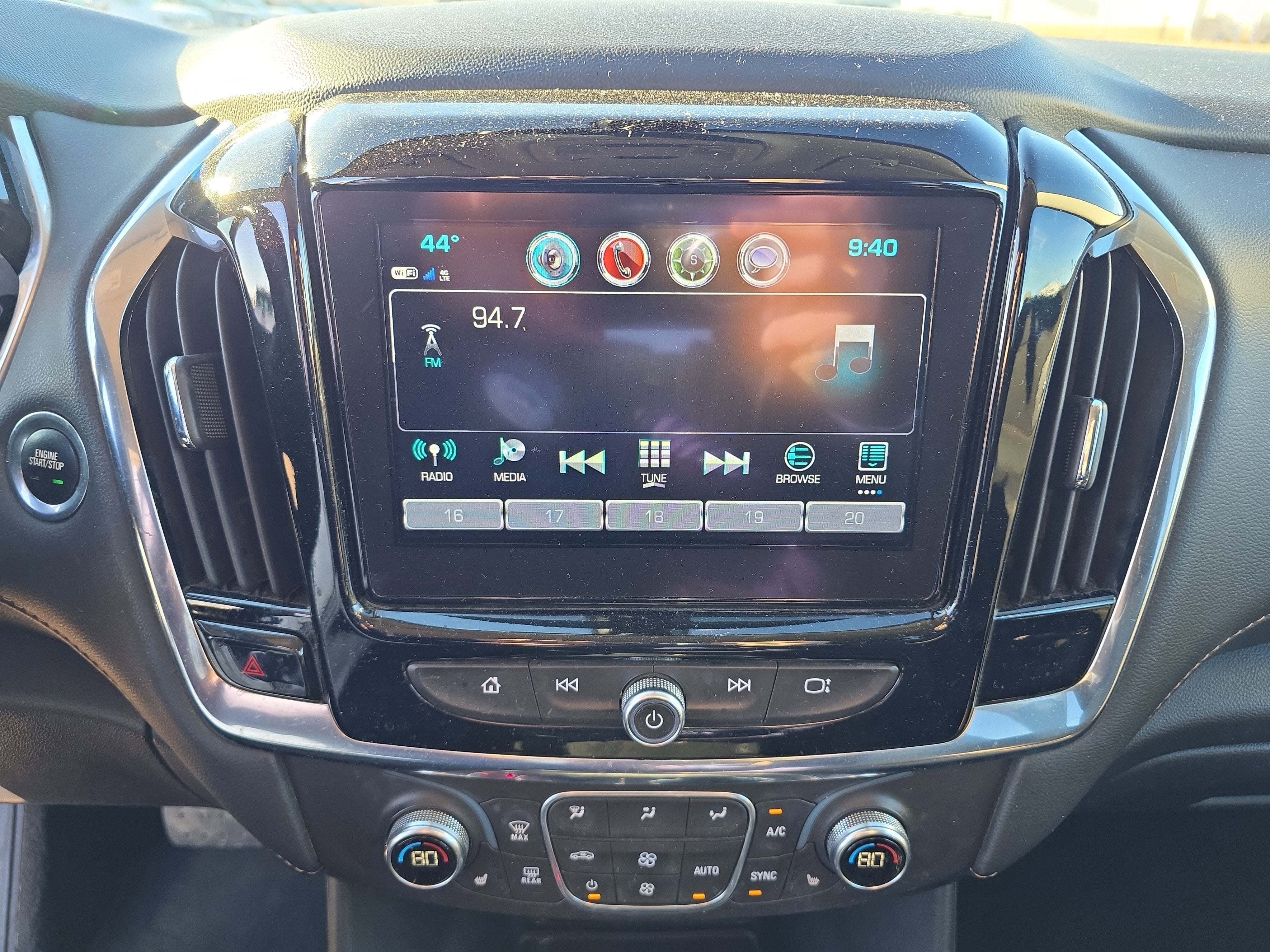 2018 Chevrolet Traverse LT Cloth