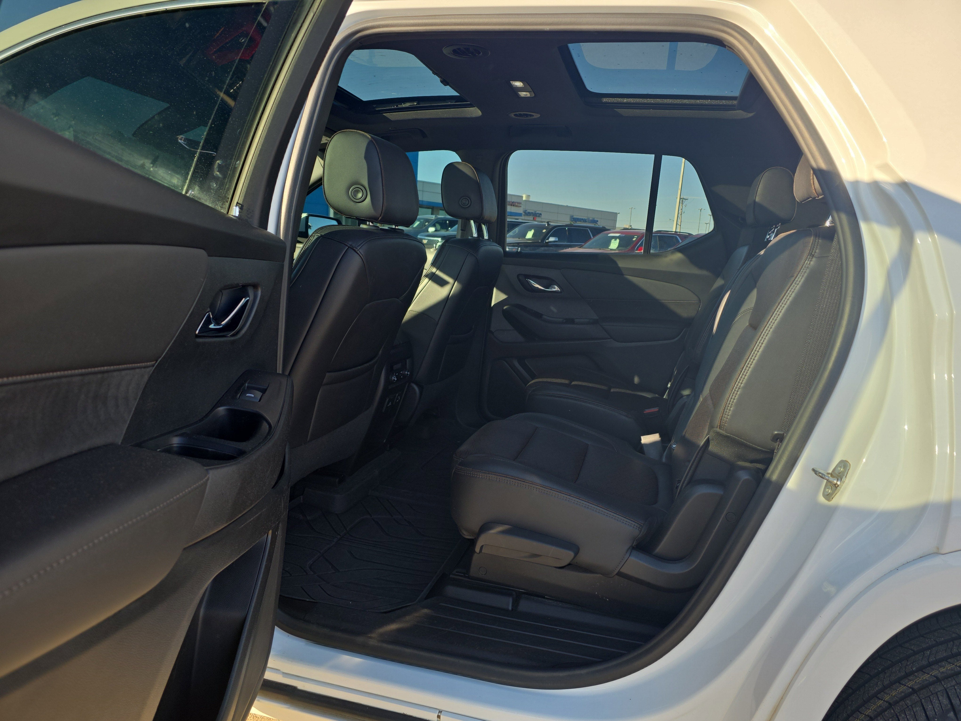 2023 Chevrolet Traverse High Country