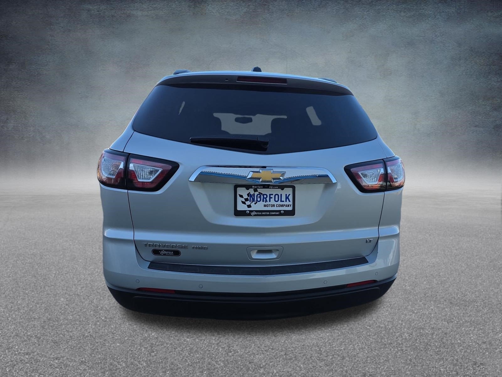 2017 Chevrolet Traverse LT