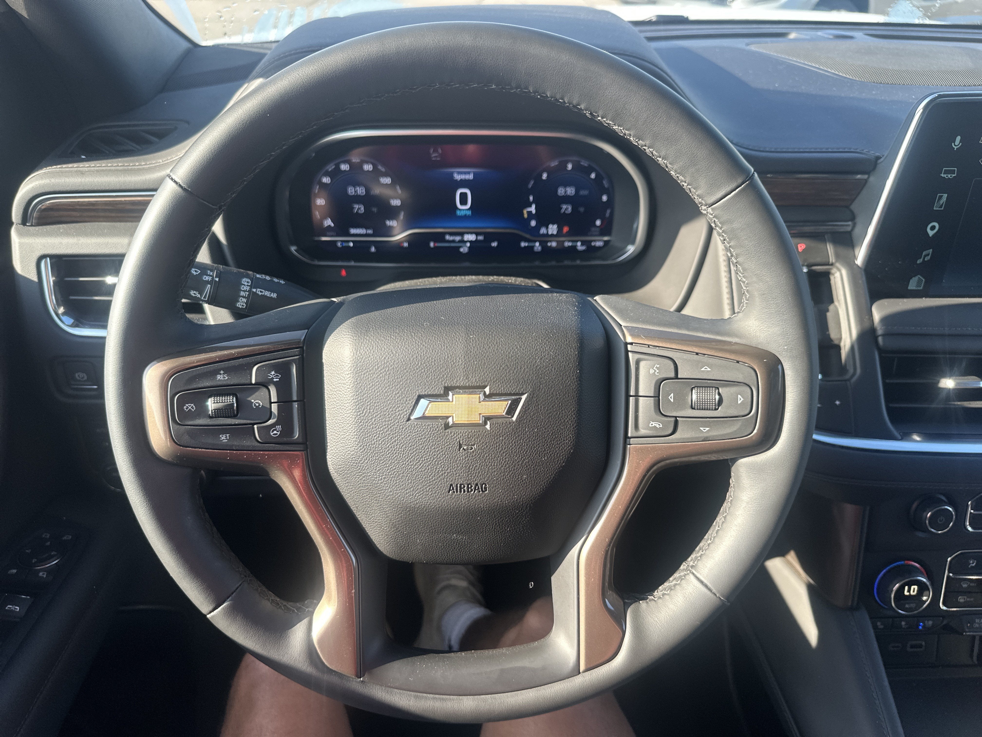 2023 Chevrolet Suburban High Country