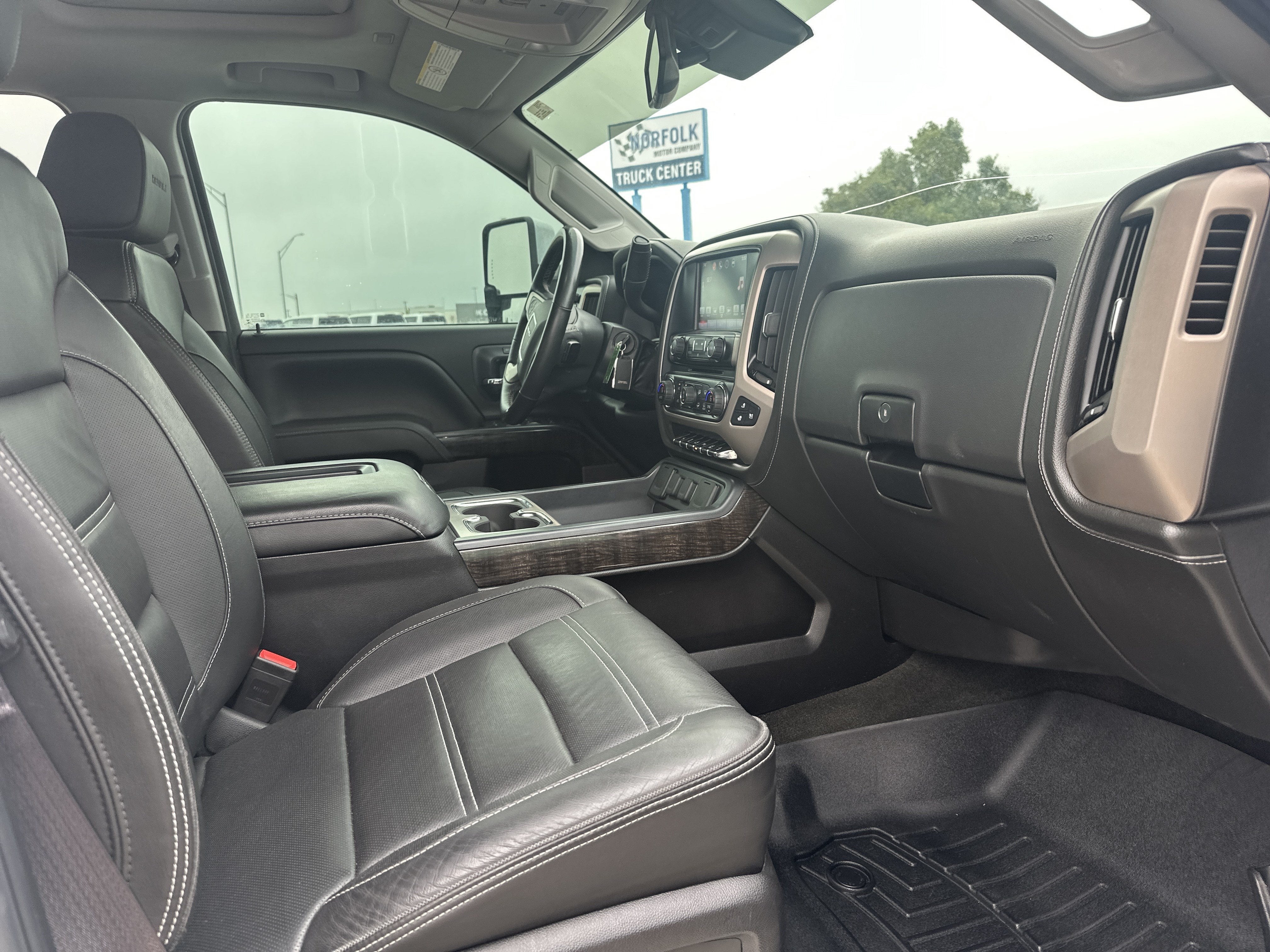 2016 GMC Sierra 2500 HD Denali