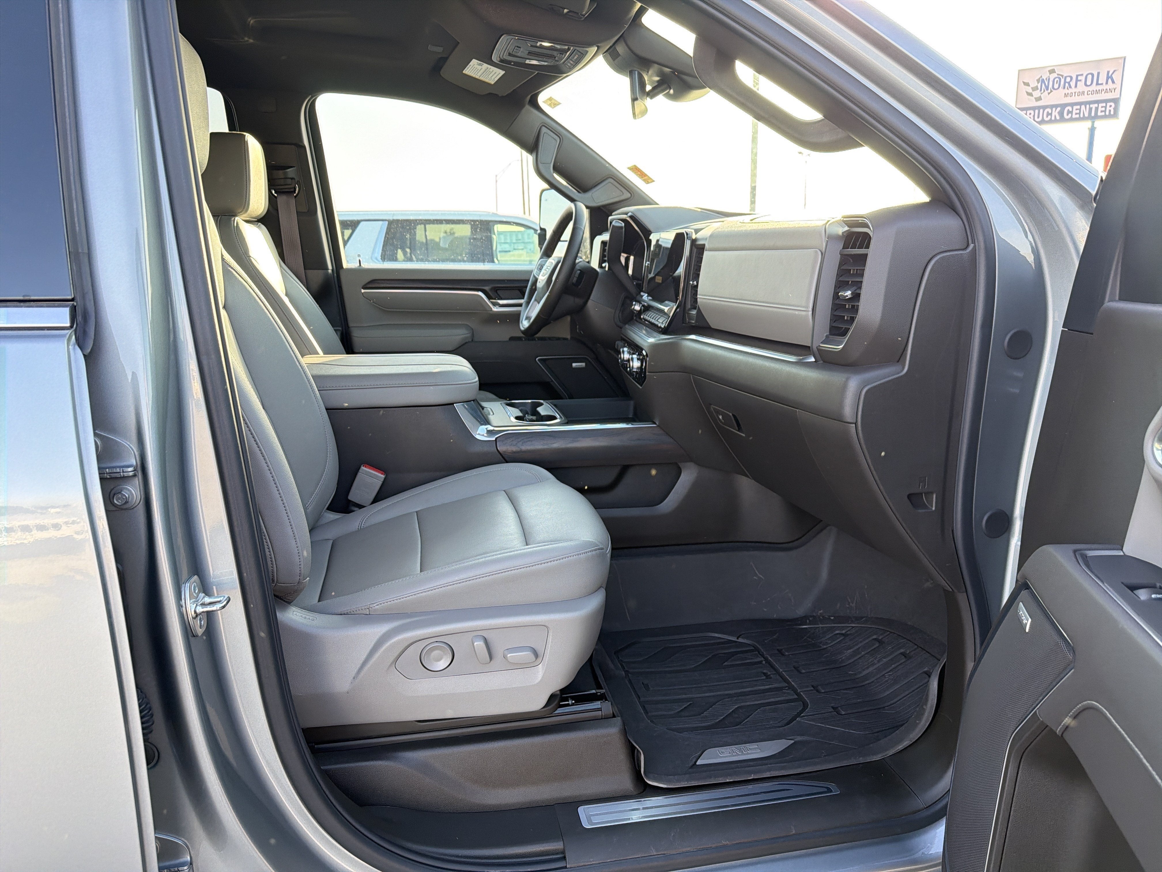 2026 GMC Sierra 2500HD SLT - Photo 21
