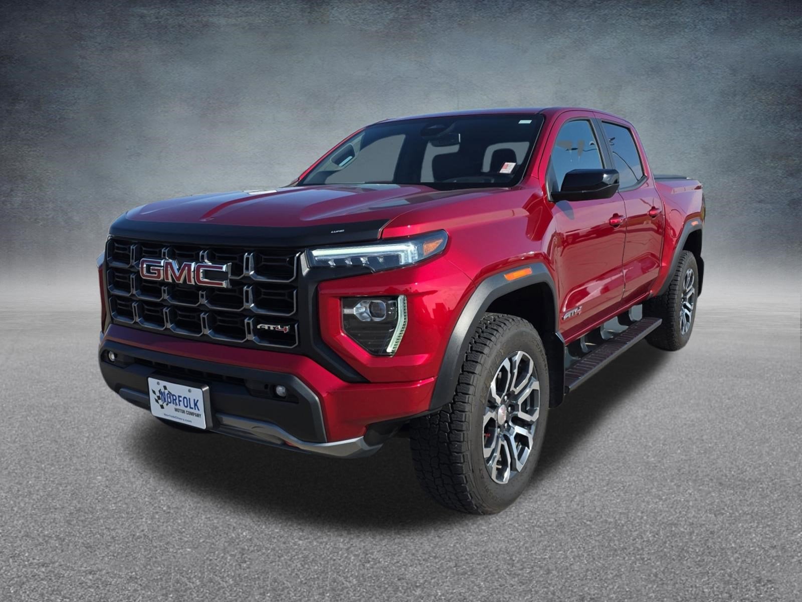 2023 GMC Canyon 4WD AT4 Crew Cab Short Box's photo