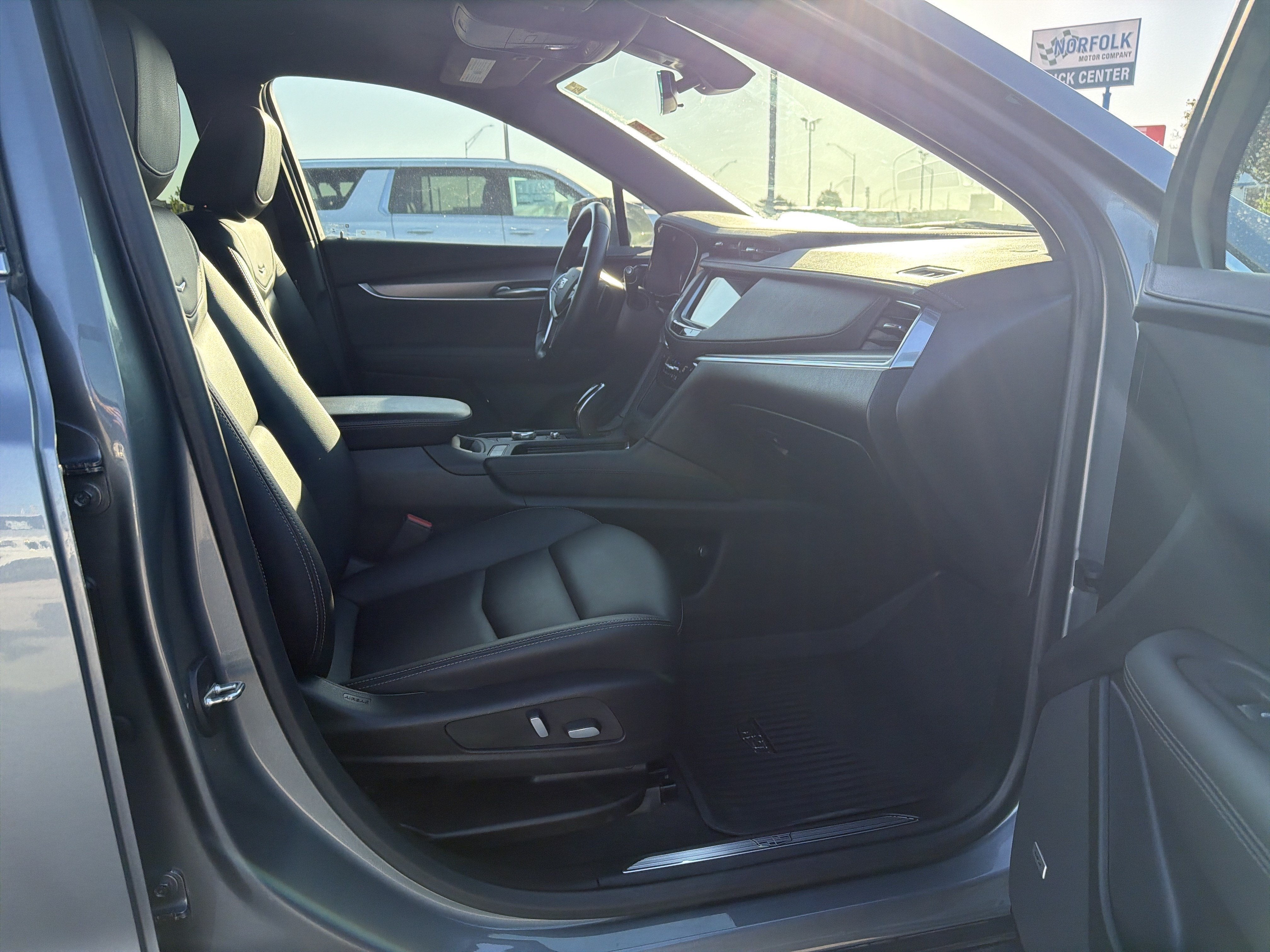 2022 Cadillac XT5 AWD Luxury