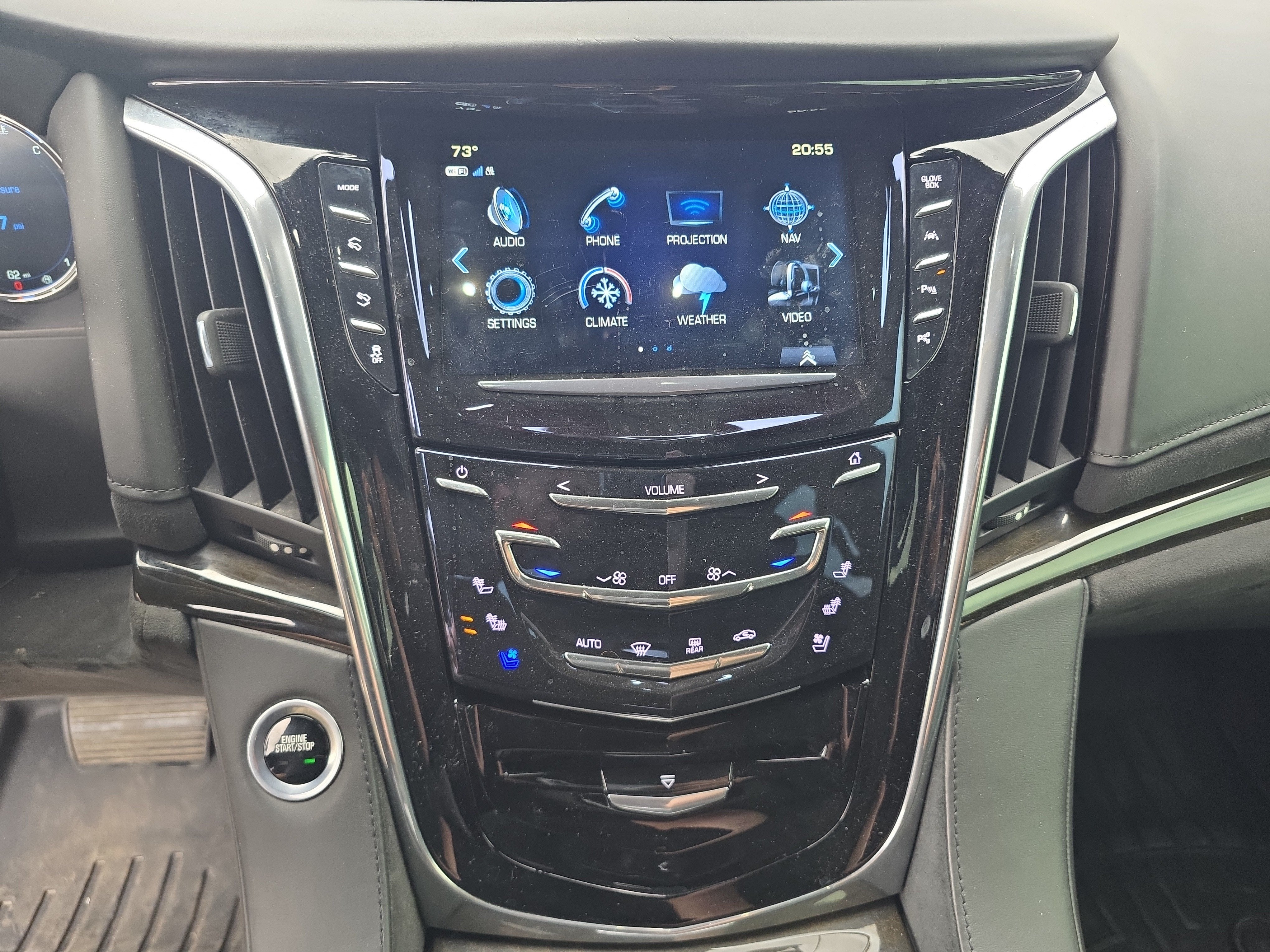 2017 Cadillac Escalade Platinum