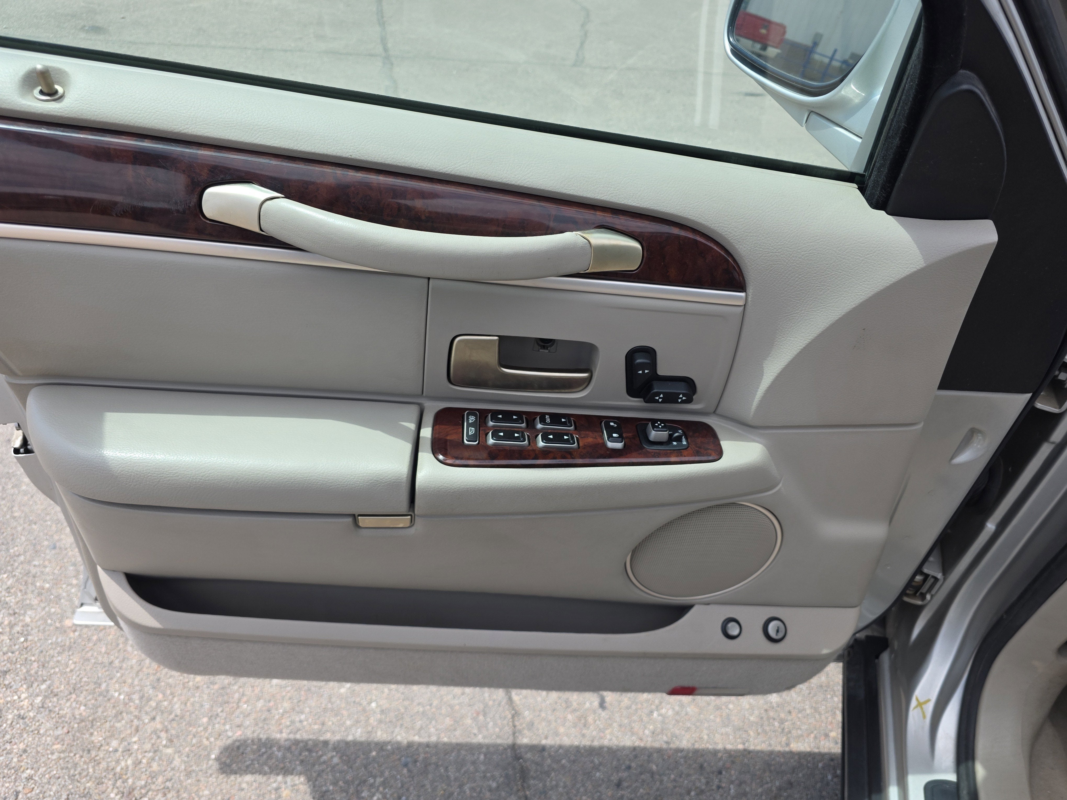 2007 Lincoln Town Car Signature