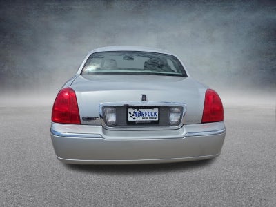 2007 Lincoln Town Car Signature