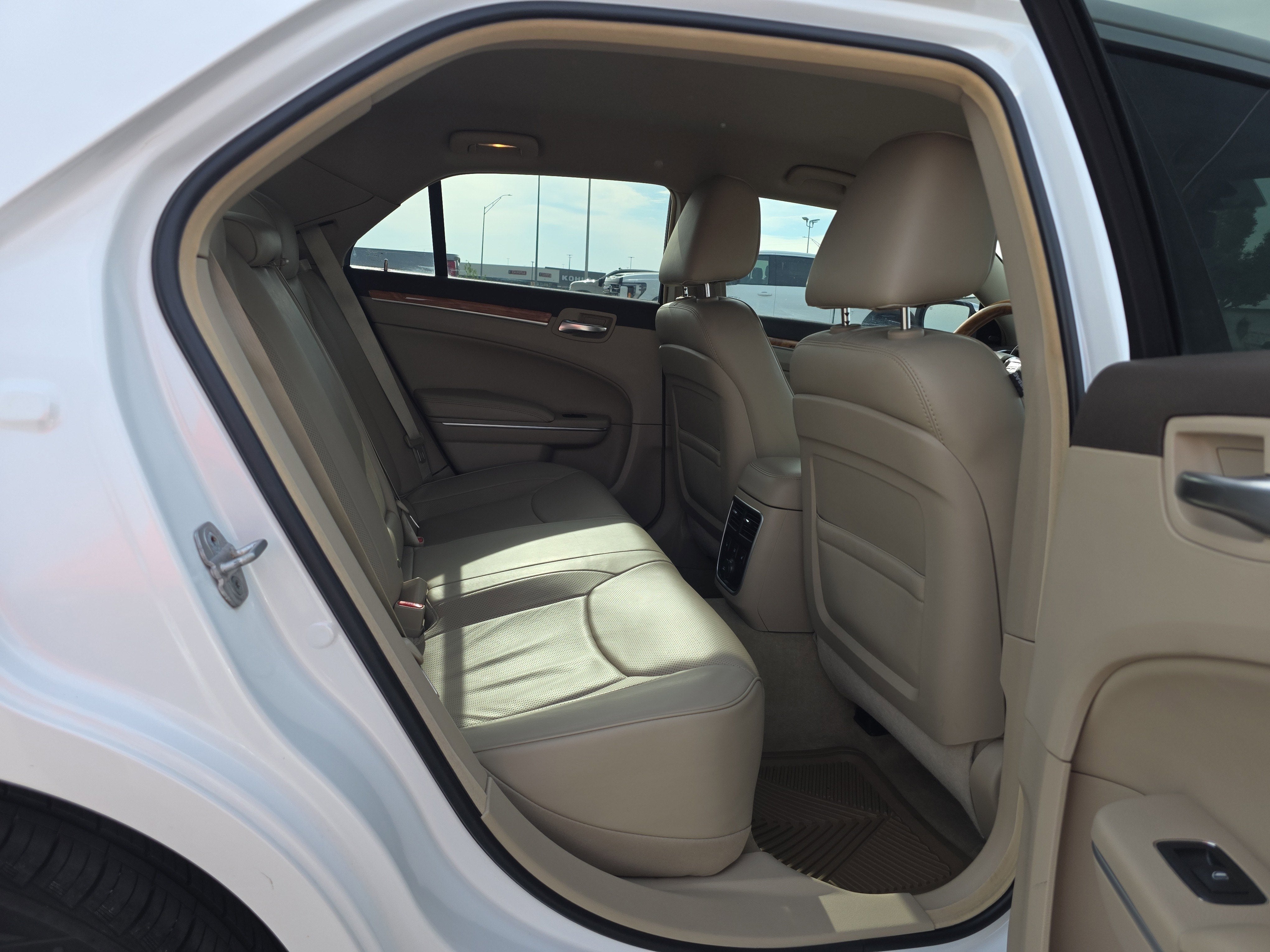 2013 Chrysler 300C AWD