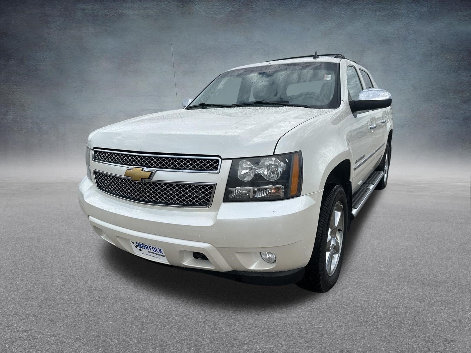 2013 Chevrolet Avalanche 4WD Avalanche LTZ's photo