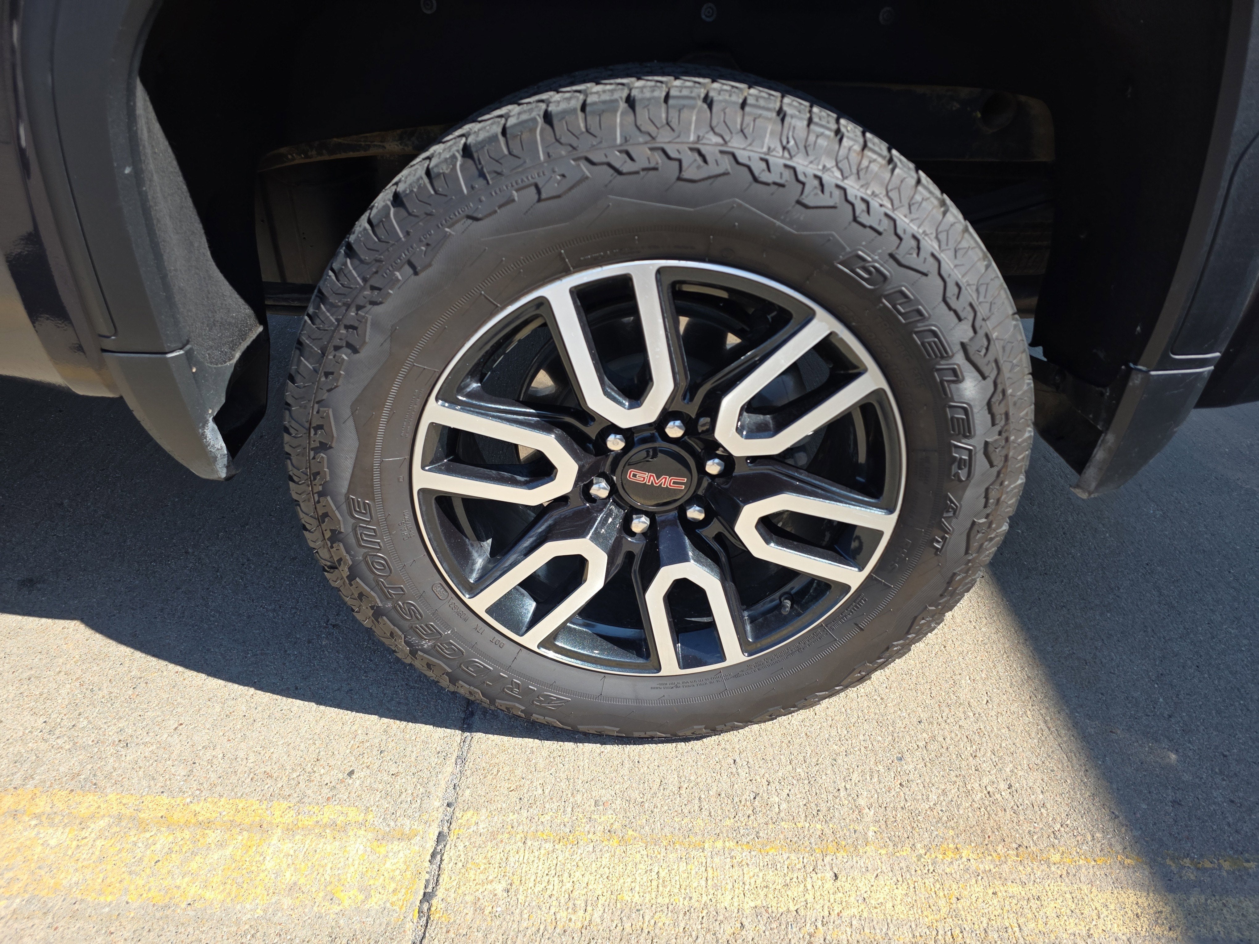 2025 GMC Sierra 1500 AT4