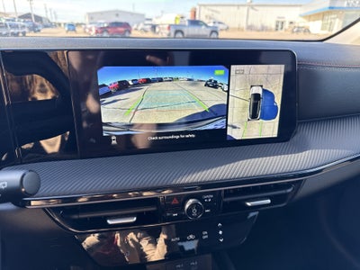 2025 Nissan Kicks SR Intelligent AWD