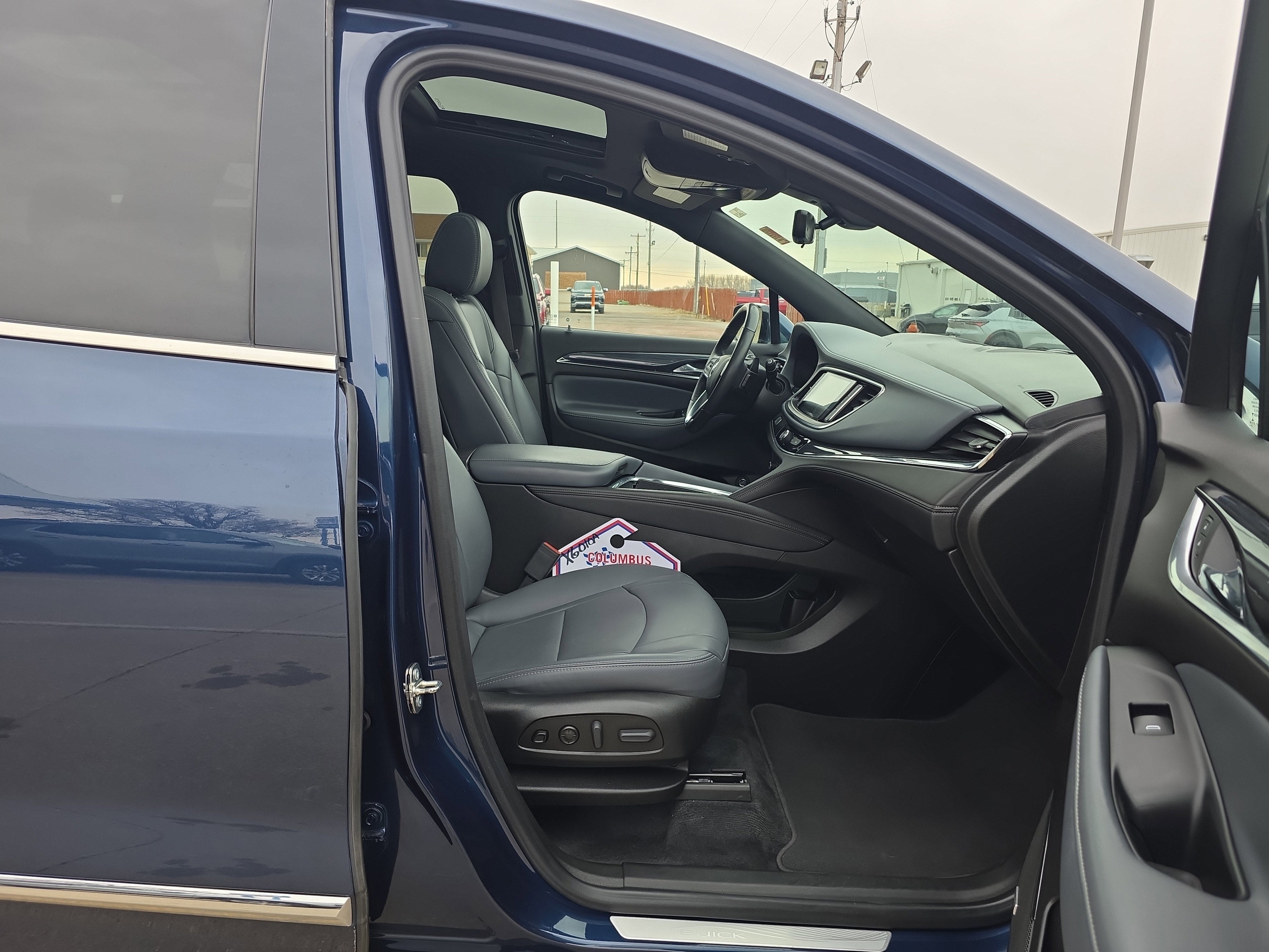 2023 Buick Enclave Premium