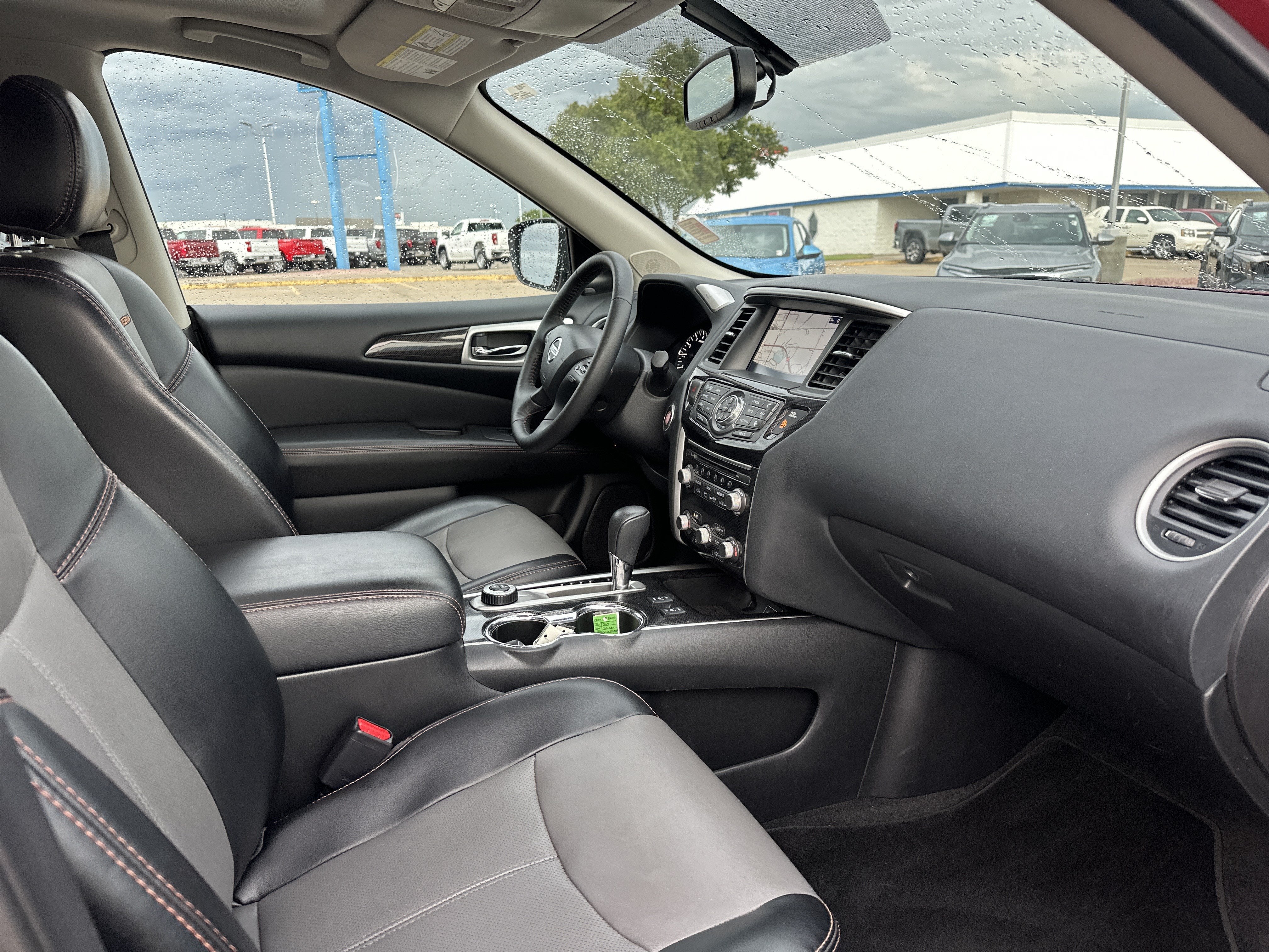 2020 Nissan Pathfinder SL 4WD