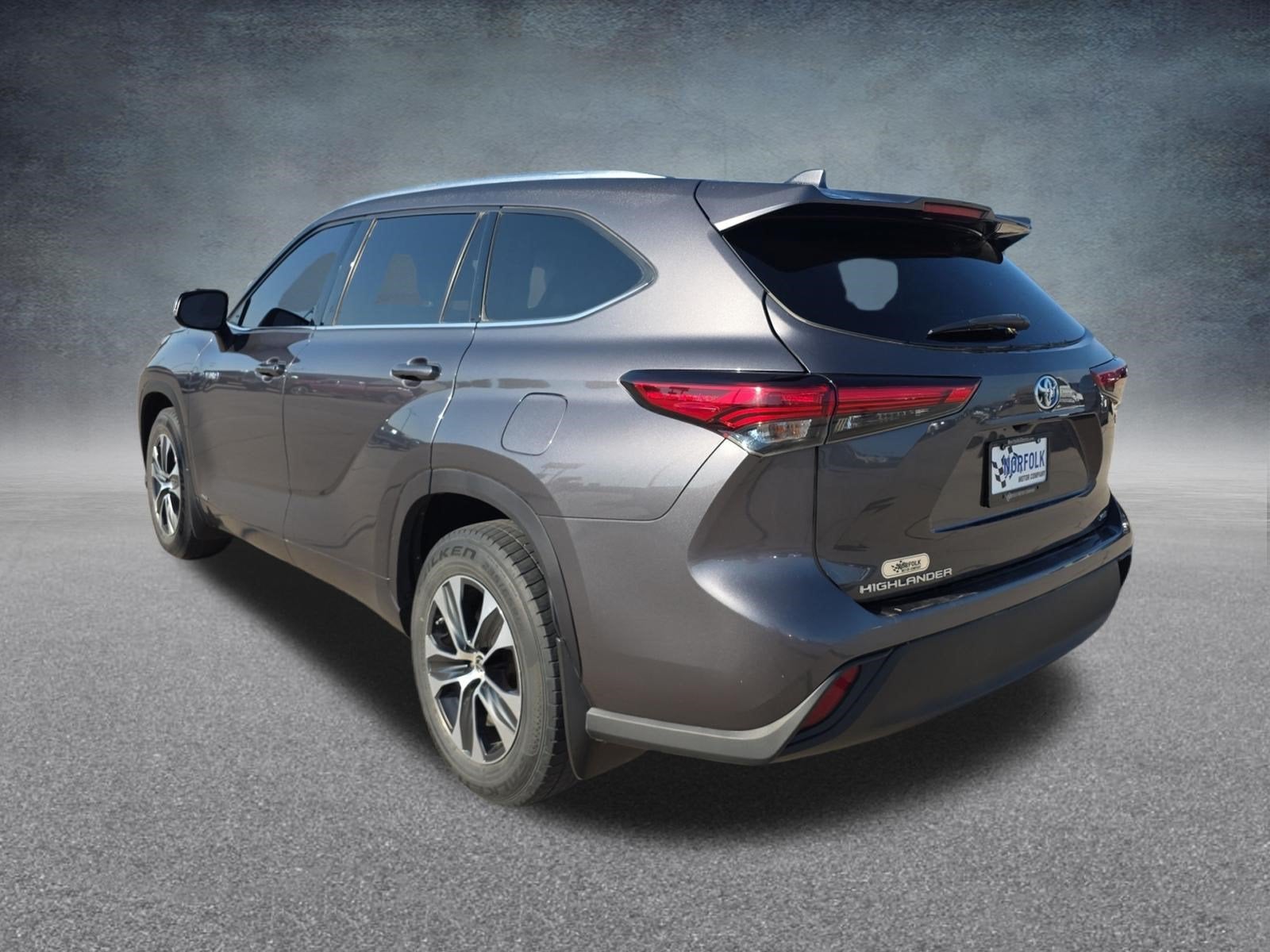 2021 Toyota Highlander Hybrid XLE