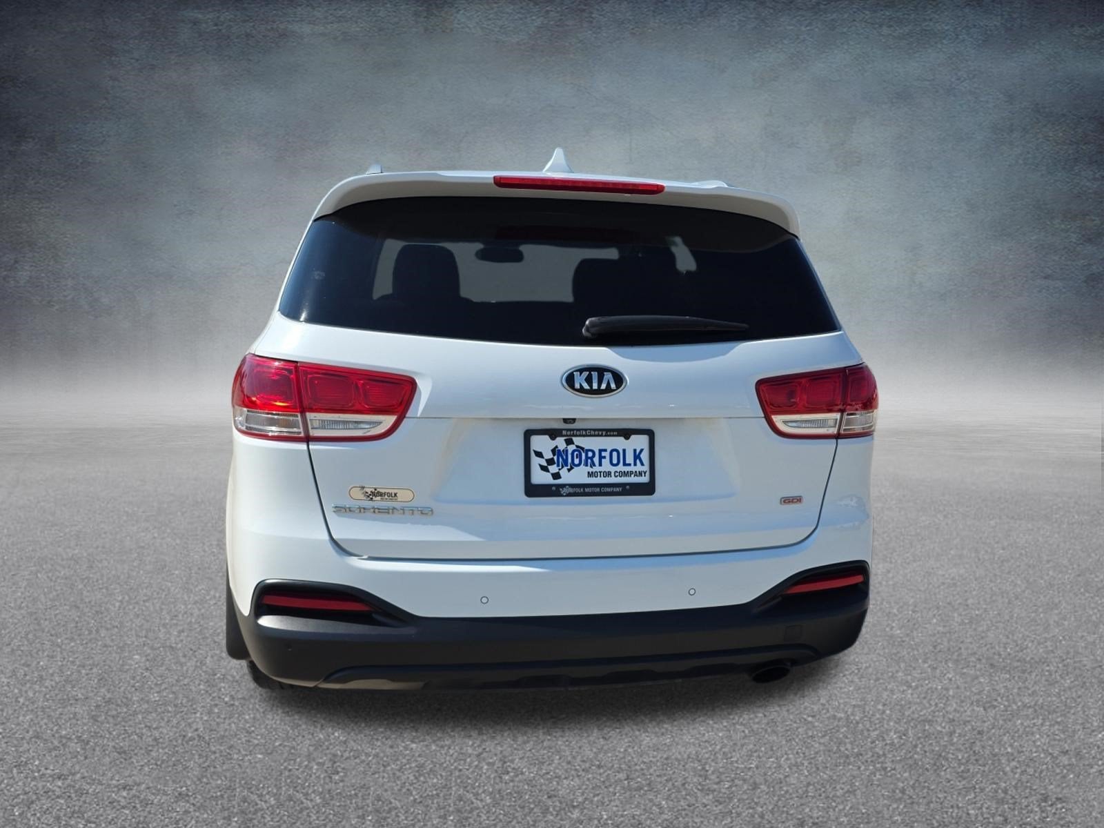 2016 Kia Sorento 2.4L LX